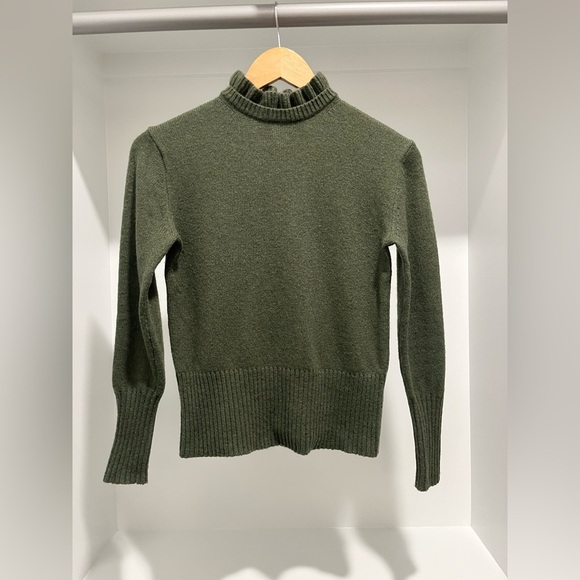 J. Crew Wool Blend Ruffle Trim Mock Neck Heather Frosted Olive Sweater XS - Picture 1 of 8
